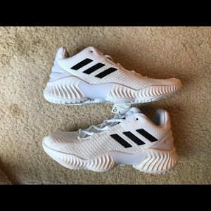 Adidas pro bounce 2018 low